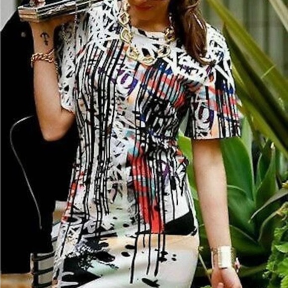 Zara Tops - Zara Graffiti Abstract Short Sleeve Dress